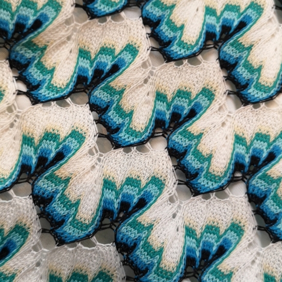 🌼 Cute Knit halter style mini dress - Picture 5 of 12